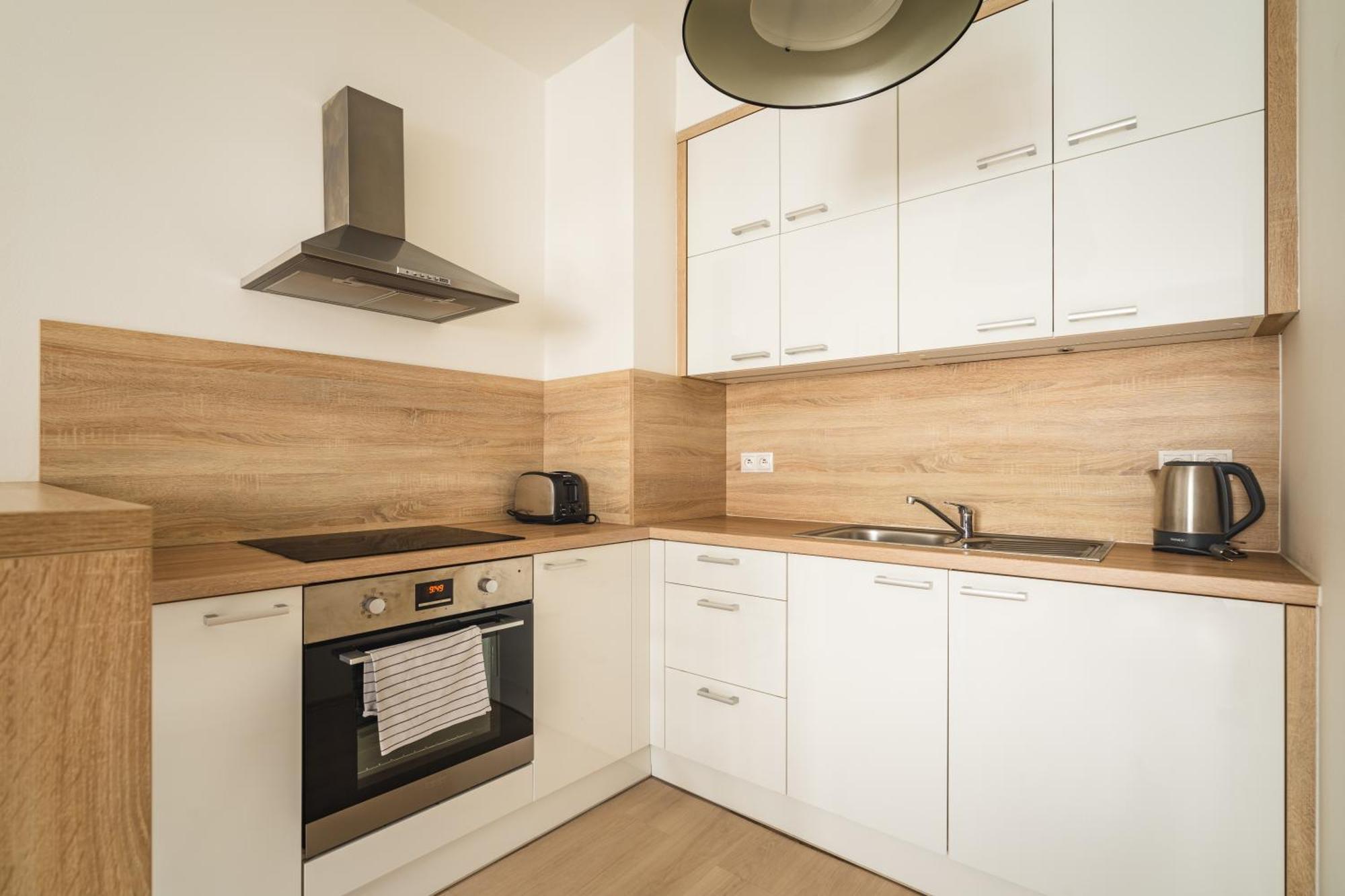 Charming & Cozy Ambiente Apartments Bratislava Exteriör bild