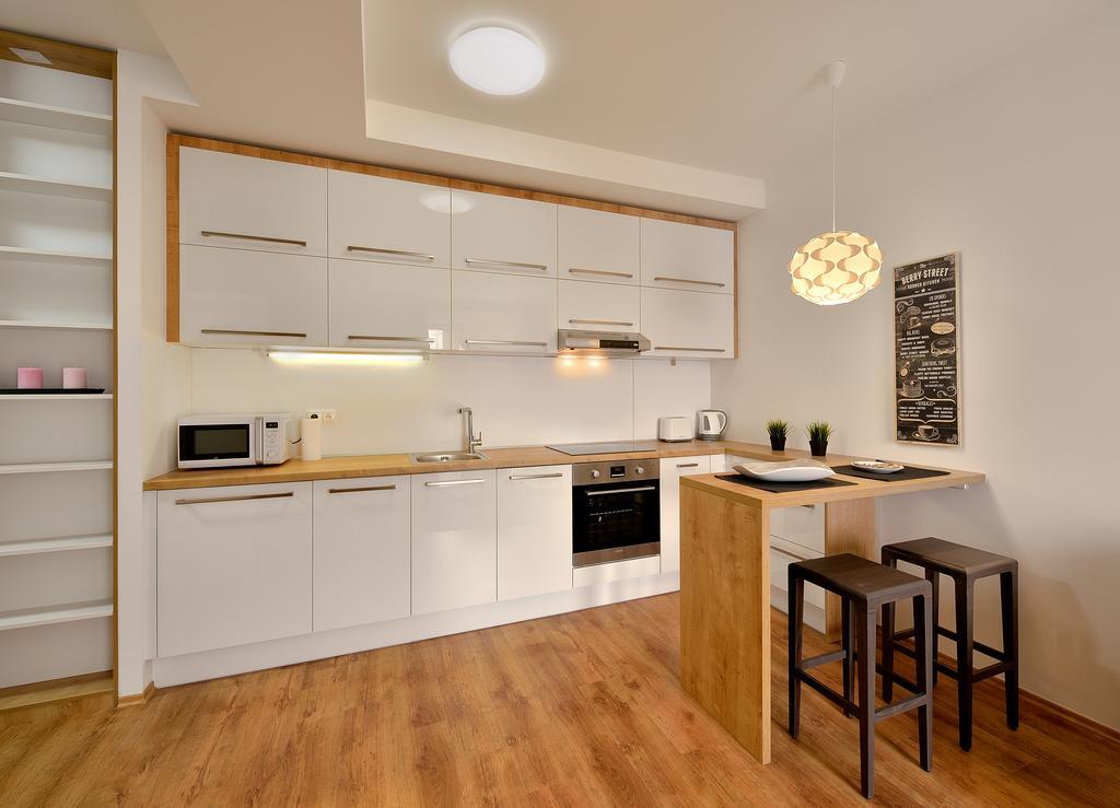Charming & Cozy Ambiente Apartments Bratislava Exteriör bild